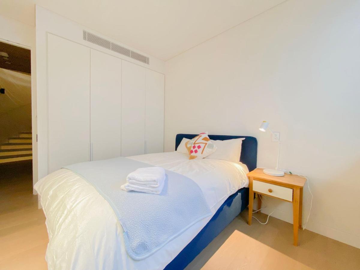 Pyrmont Town House Homestay ซิดนีย์ ภายนอก รูปภาพ